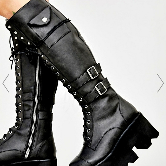!ISO! Black platform boots! - Picture 3 of 4
